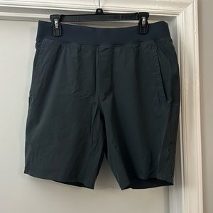 Men’s Lululemon shorts